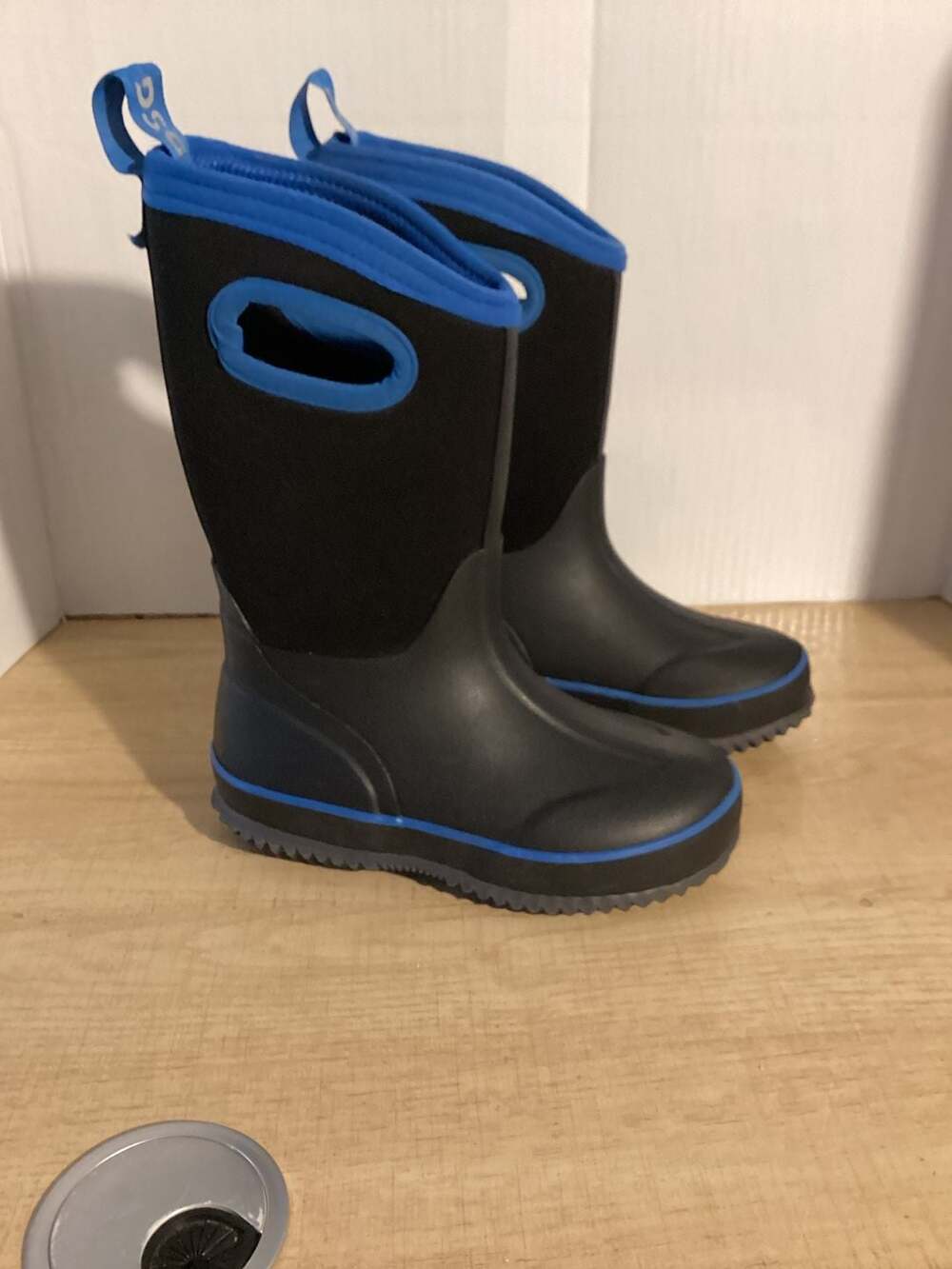 DSG Youth Kids Black Blue Waterproof Neoprene Rain Boots Size 12